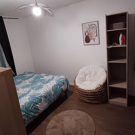 Apparemment Cosy Avec Parking Exterieur Gratuit Apartamento Aulnay-sous-Bois Exterior foto
