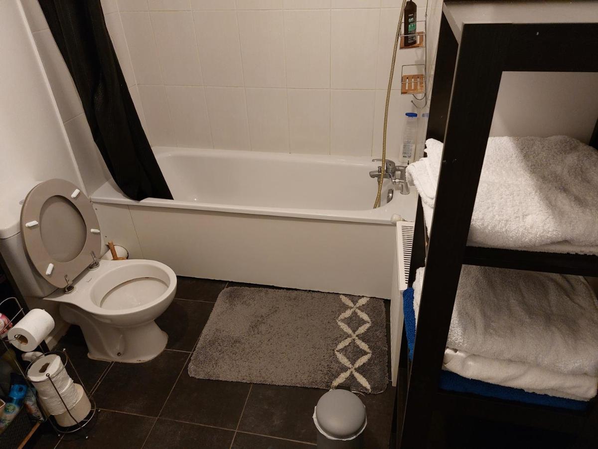 Apparemment Cosy Avec Parking Exterieur Gratuit Apartamento Aulnay-sous-Bois Exterior foto
